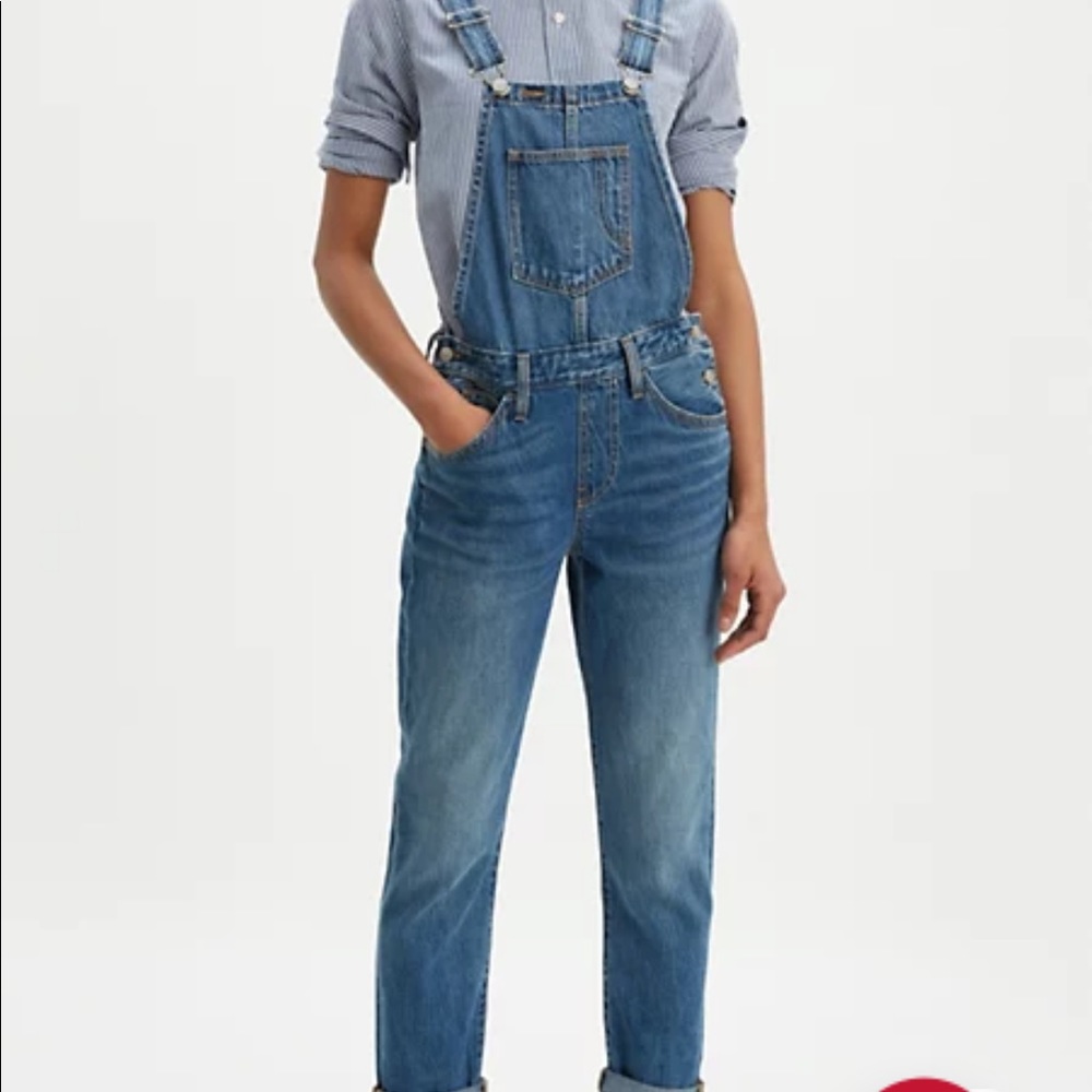 LEVIS original overalls. Straight leg. Size medium